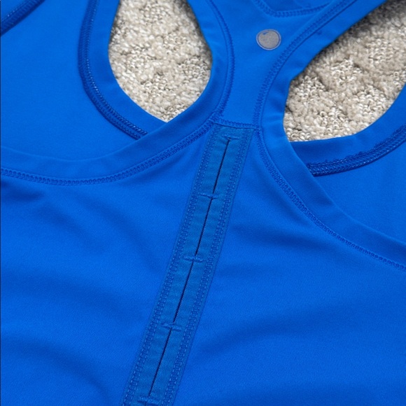 Yogalicious Razorback tank - Picture 3 of 5